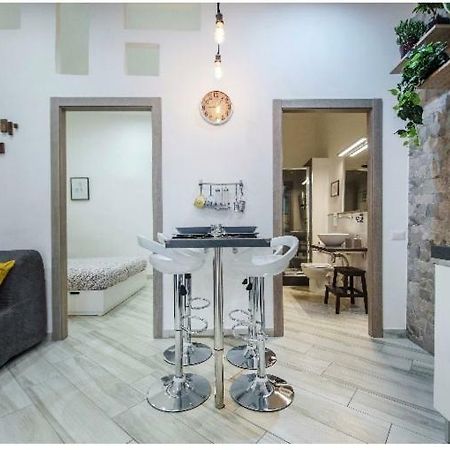 Appartamento A Casa di Marilù Napoli Esterno foto